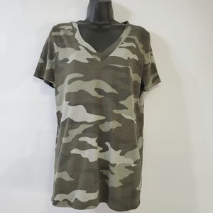 Victoria Secret PINK Sleepwear Tee Green Camouflage Short sleeve Sz M